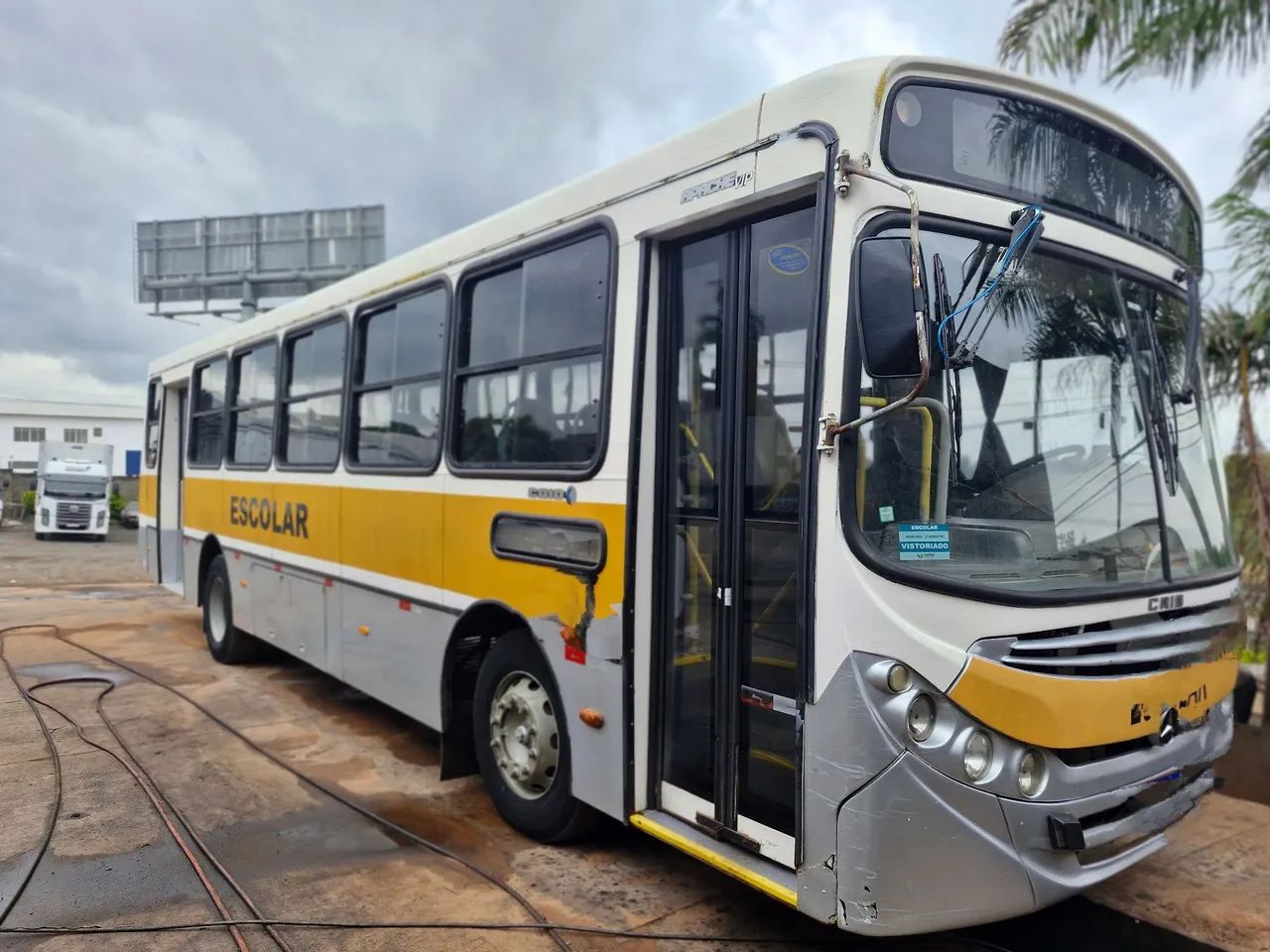 Ônibus Escolar MB 1418 com 46 lugares 2009 - Foto 3