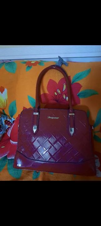 Bolsa feminina nova 