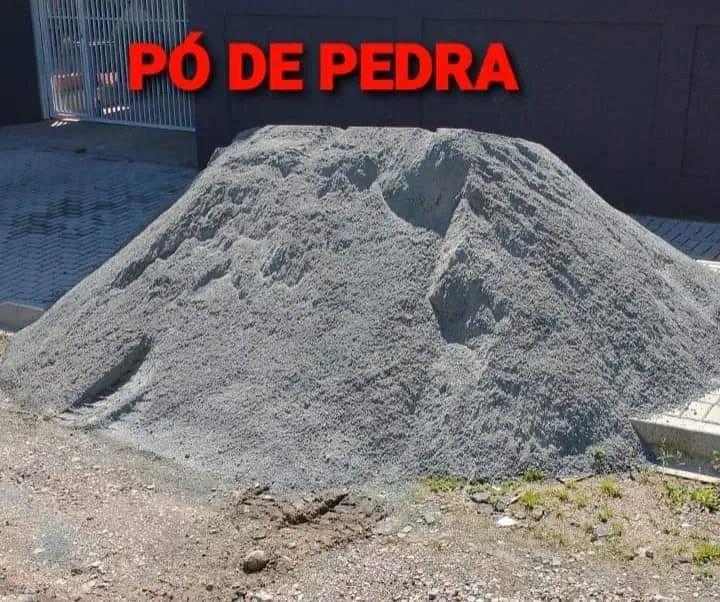 Carga 7 metros de pó de pedra 649.00