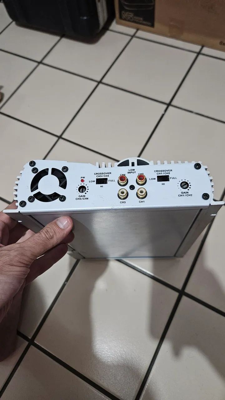 Amplificador de som automotivo 800W modelo AB4100H Boog - Foto 2