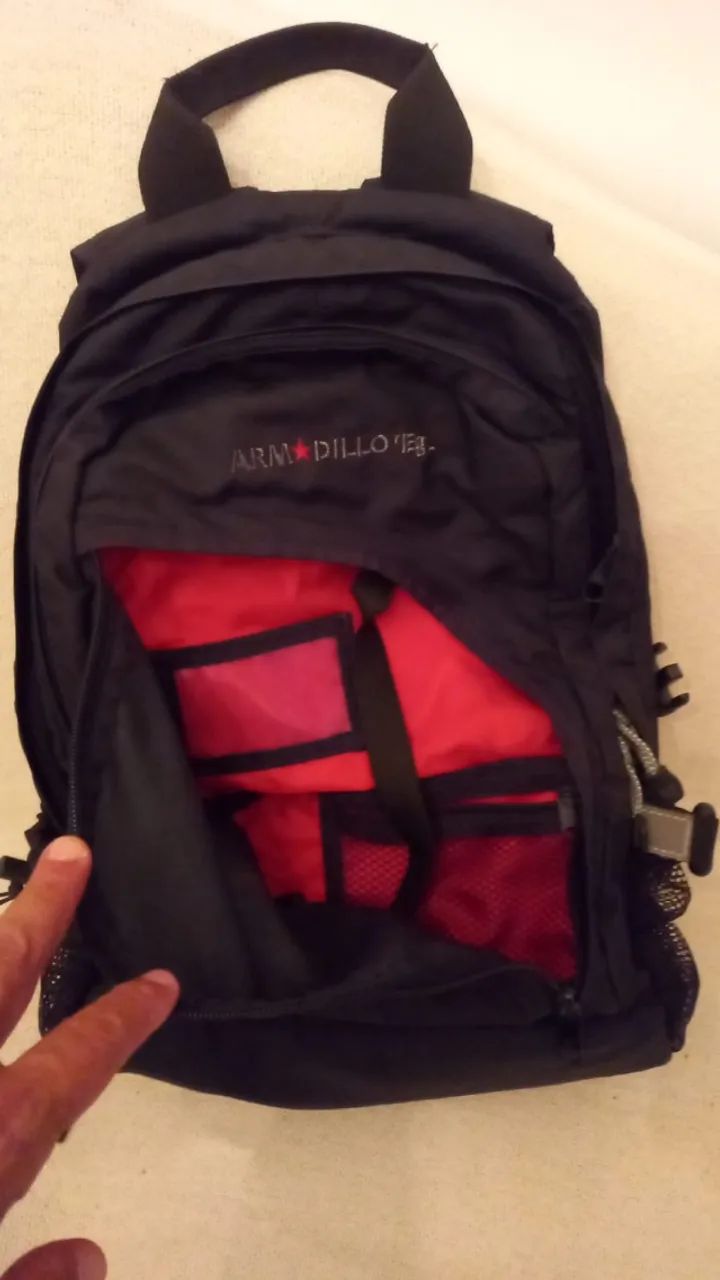 Mochila Armadillo Preta