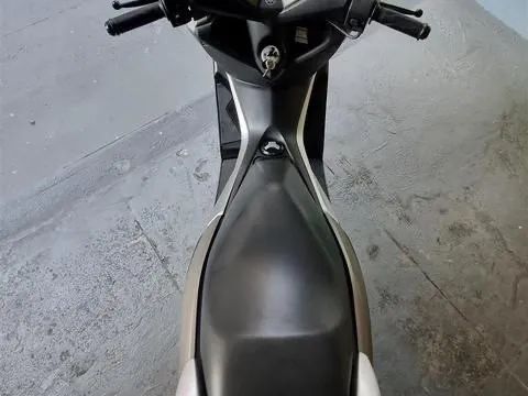 Yamaha  N Max 2017 - Foto 3