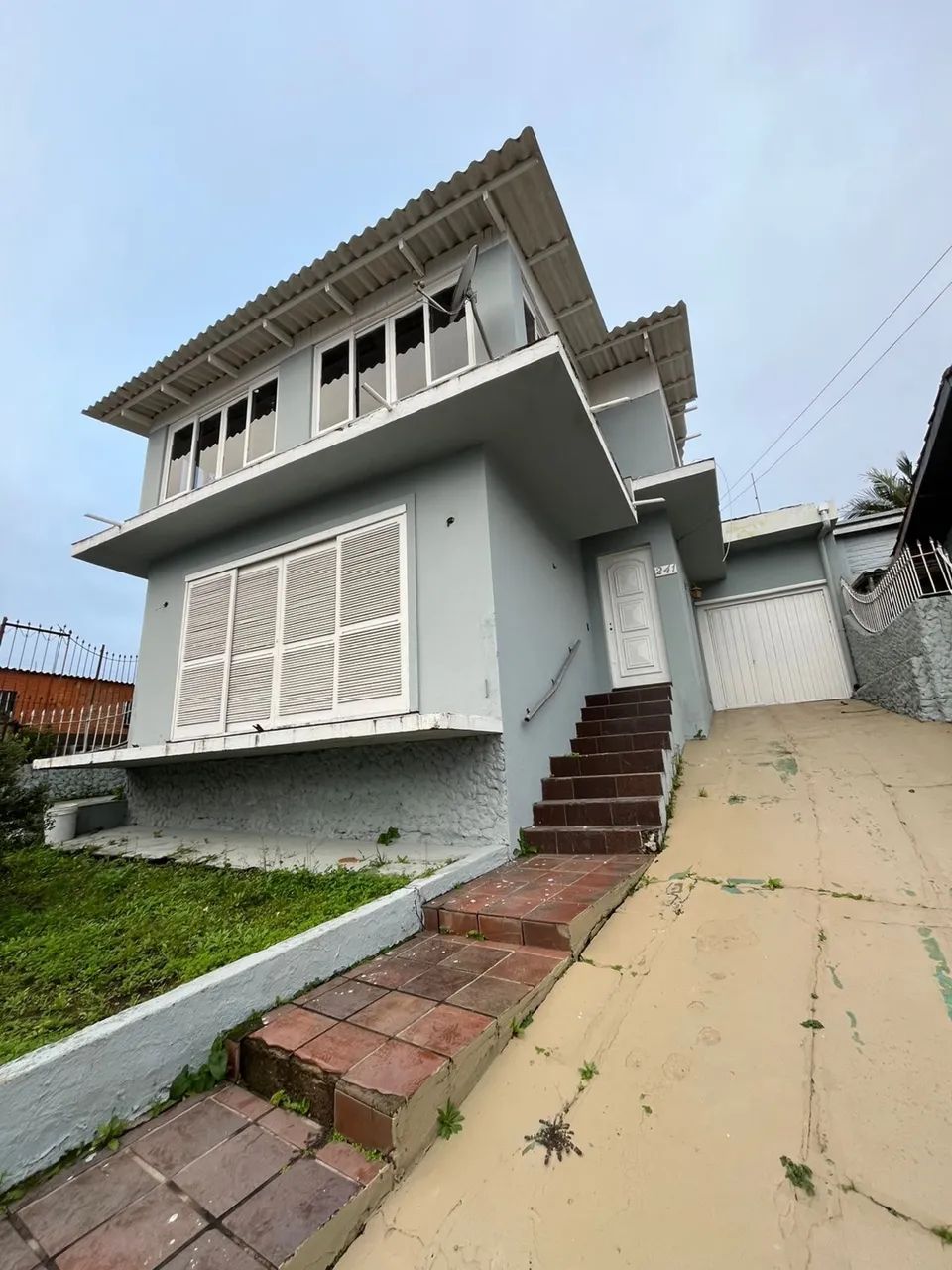 CASA CAMPO BOM 5 QUARTOS 