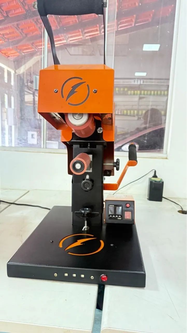 Máquina de estampar copos e taças é muitos materiais  - Foto 2