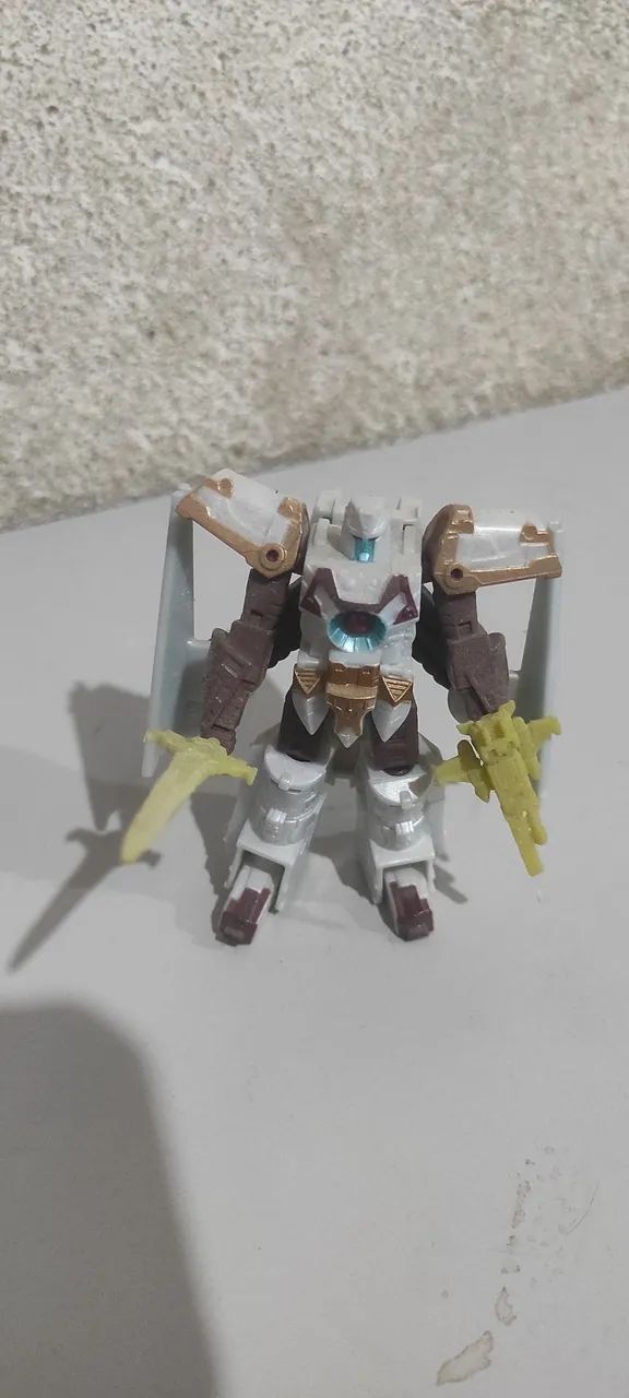 Transformers Cybertron Vector Prime Legends - Foto 2