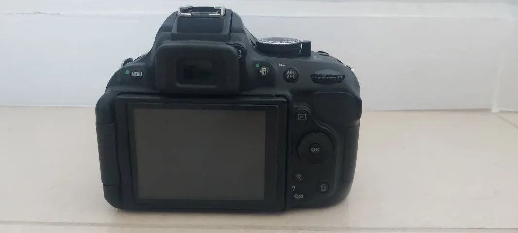 Câmera Nikon D5200 - Foto 3