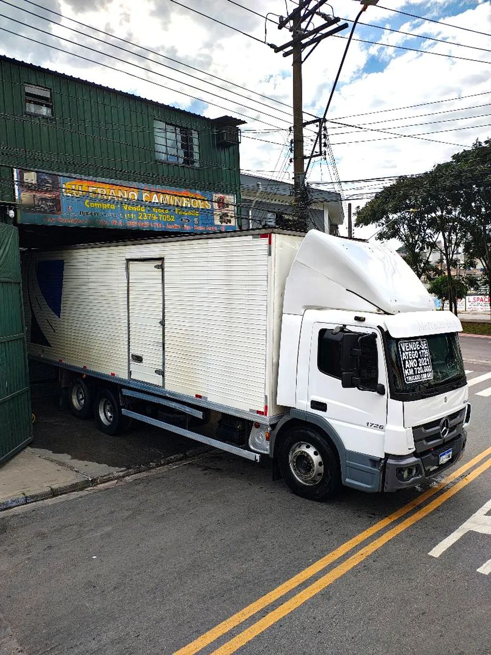 Atego 1726 6x2 ano 2021 - Foto 2