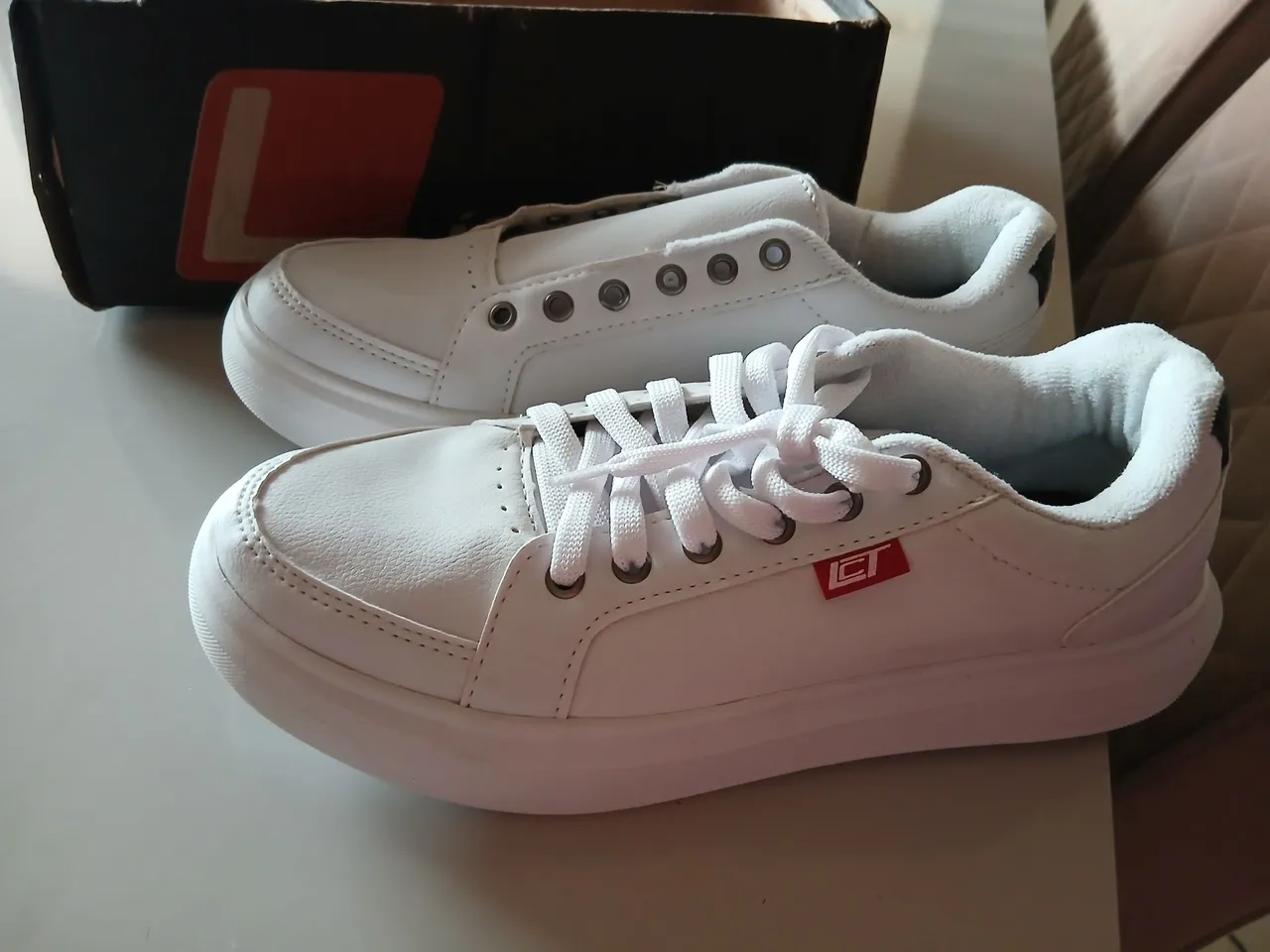 Tênis Branco Novo - Conforto e Estilo