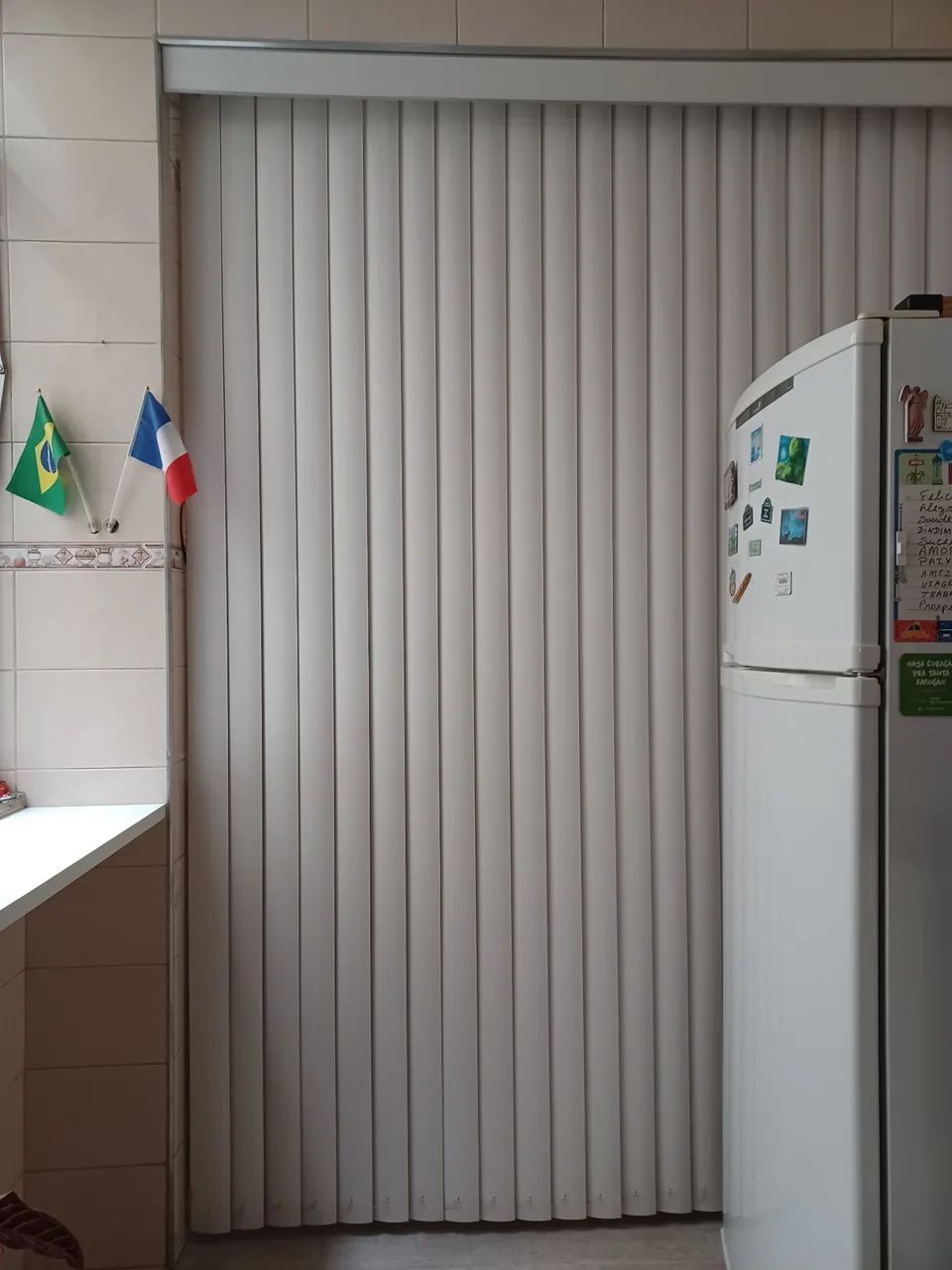 Persiana em PVC com bandô 