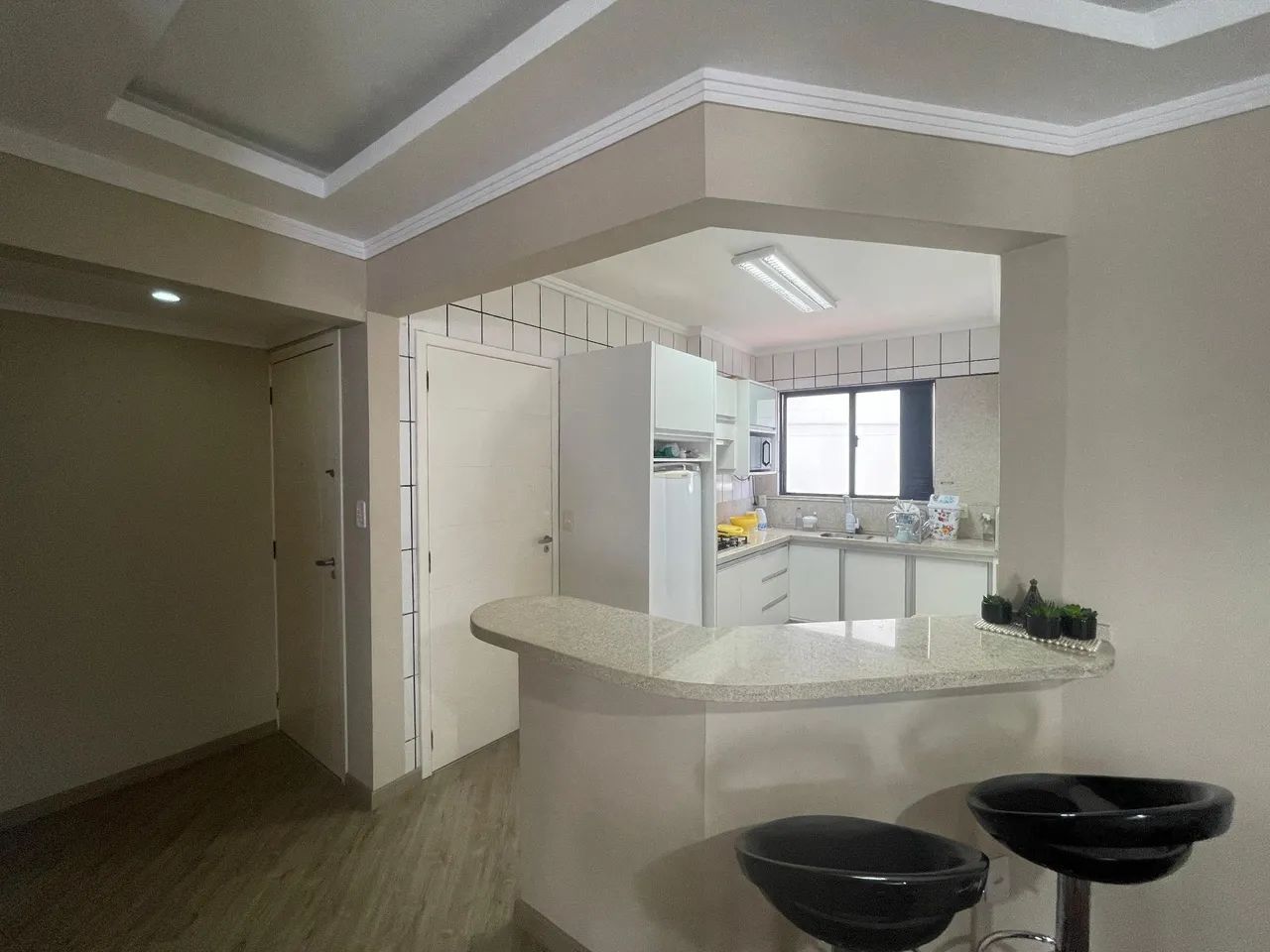 Locação anual apartamento Balneário Camboriú 
