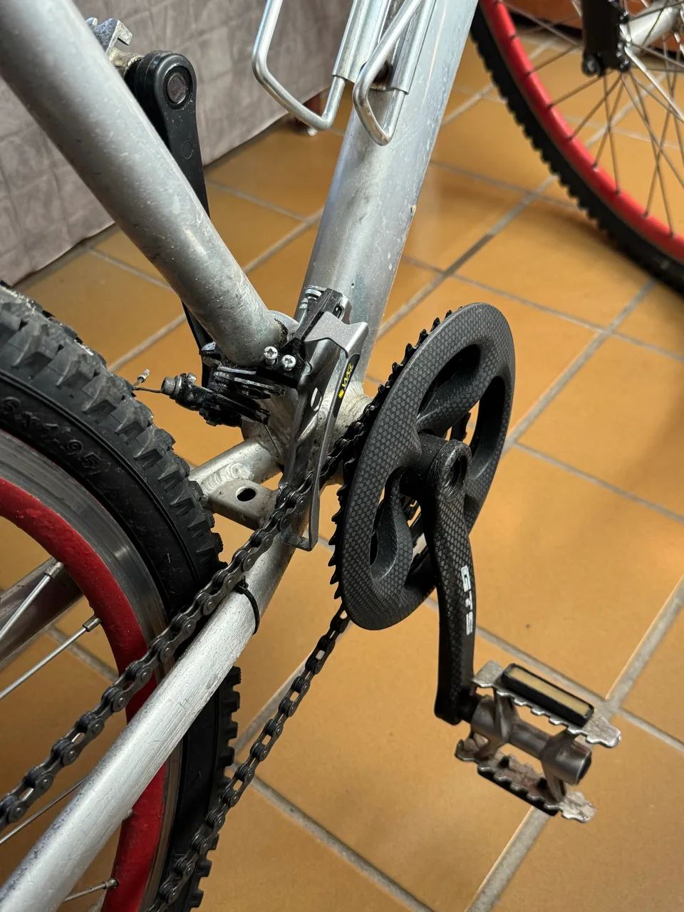 BICICLETA QUADRO DE ALUMÍNIO  - Foto 5