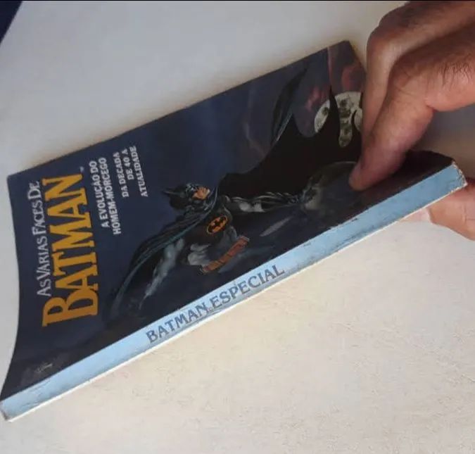 HQ Batman - As Várias Faces de Batman - Foto 2