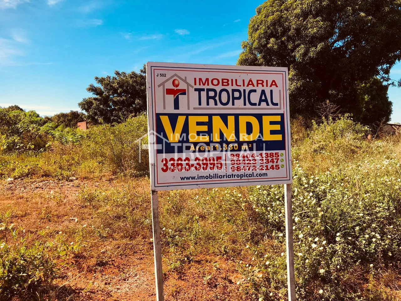 Vende-se terreno bem localizado na saída para Bahia em Porto Nacional-To
