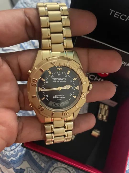 Relógio Technos Skydiver Profissional Dourado
