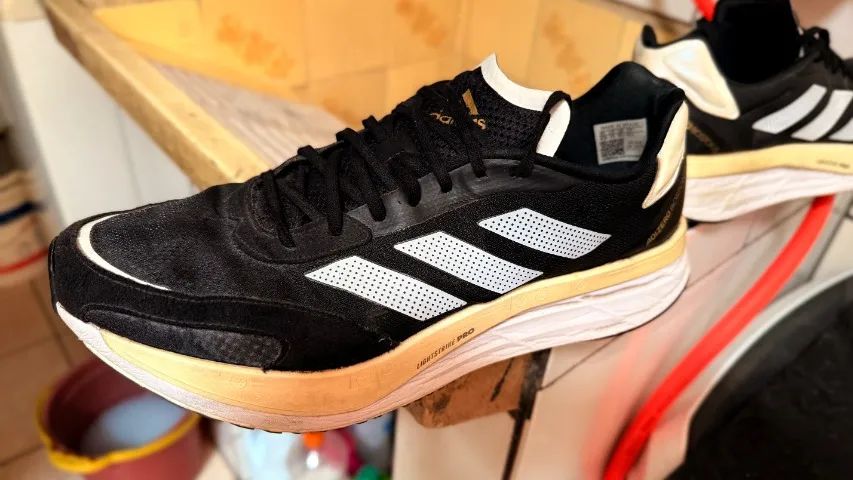 Tênis Adizero Boston 10 Preto - Número 43 - Foto 2