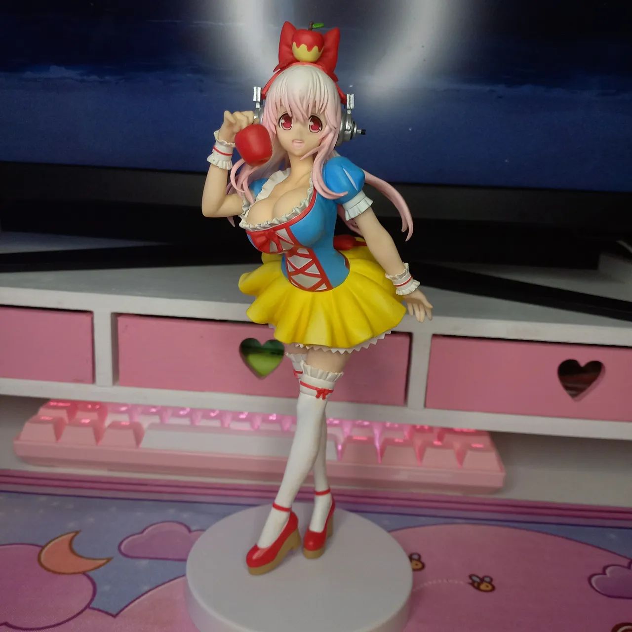 Super Sonico Snow White