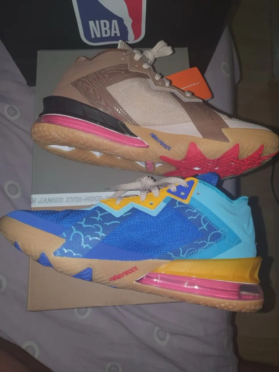 Nike Lebron 18 Low While vs Road Runner - TAM42 - Foto 4