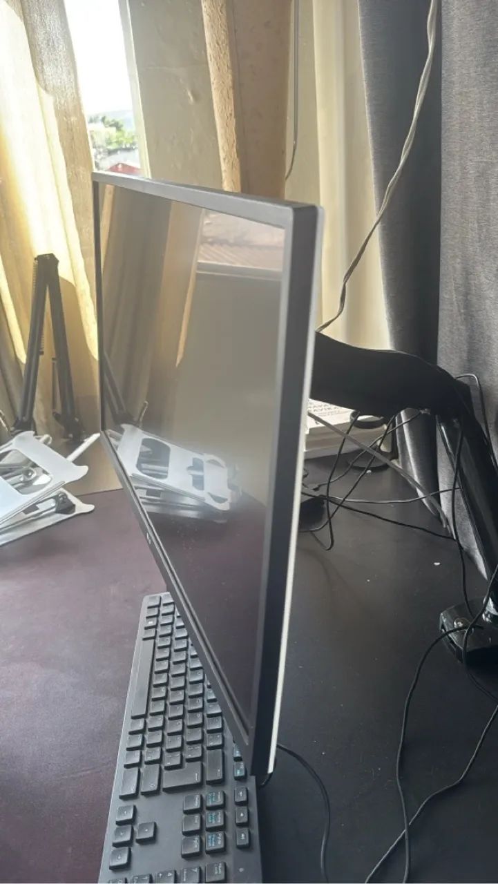 Monitor 4K LG 27UL500  - Ótimo Estado - Foto 2