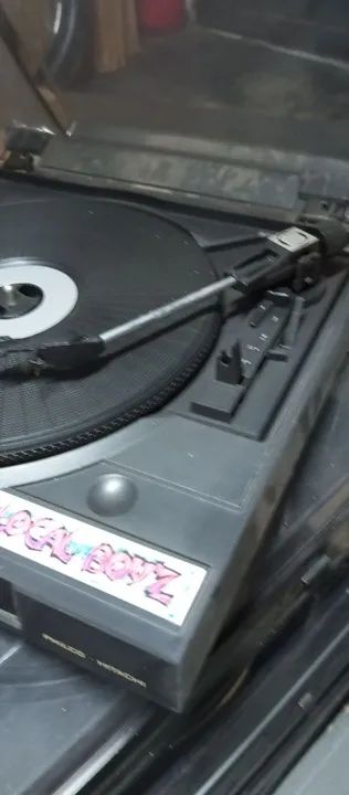 Toca-discos Philco Hitachi peças  - Foto 2