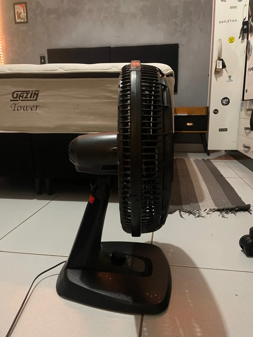 Ventilador de Mesa Preto