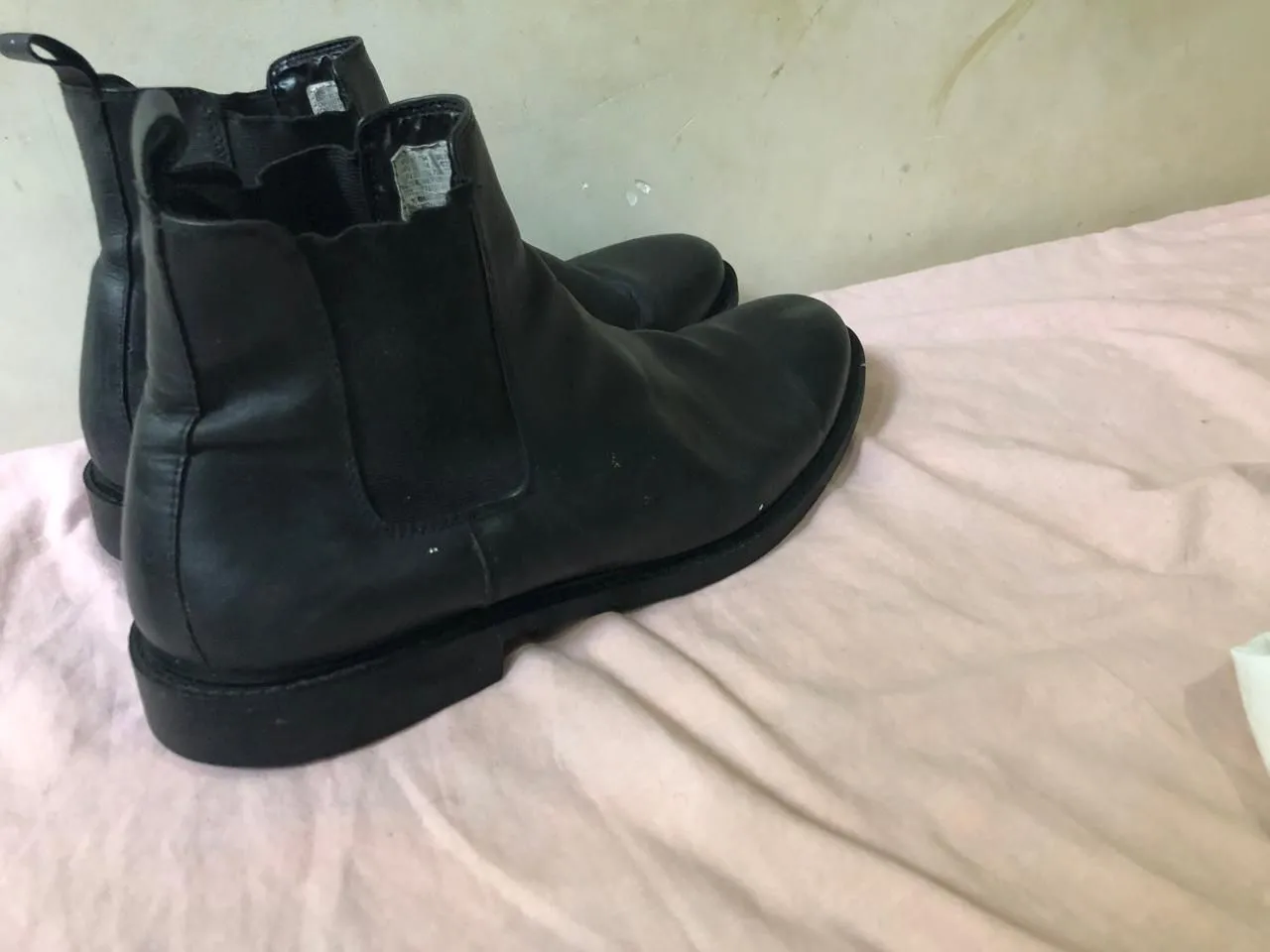 Botas Chelsea de Couro Preto