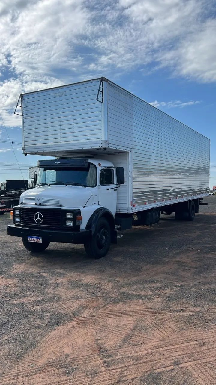 M Benz 1114 - Ano 1989/1989 - Branco - Foto 2