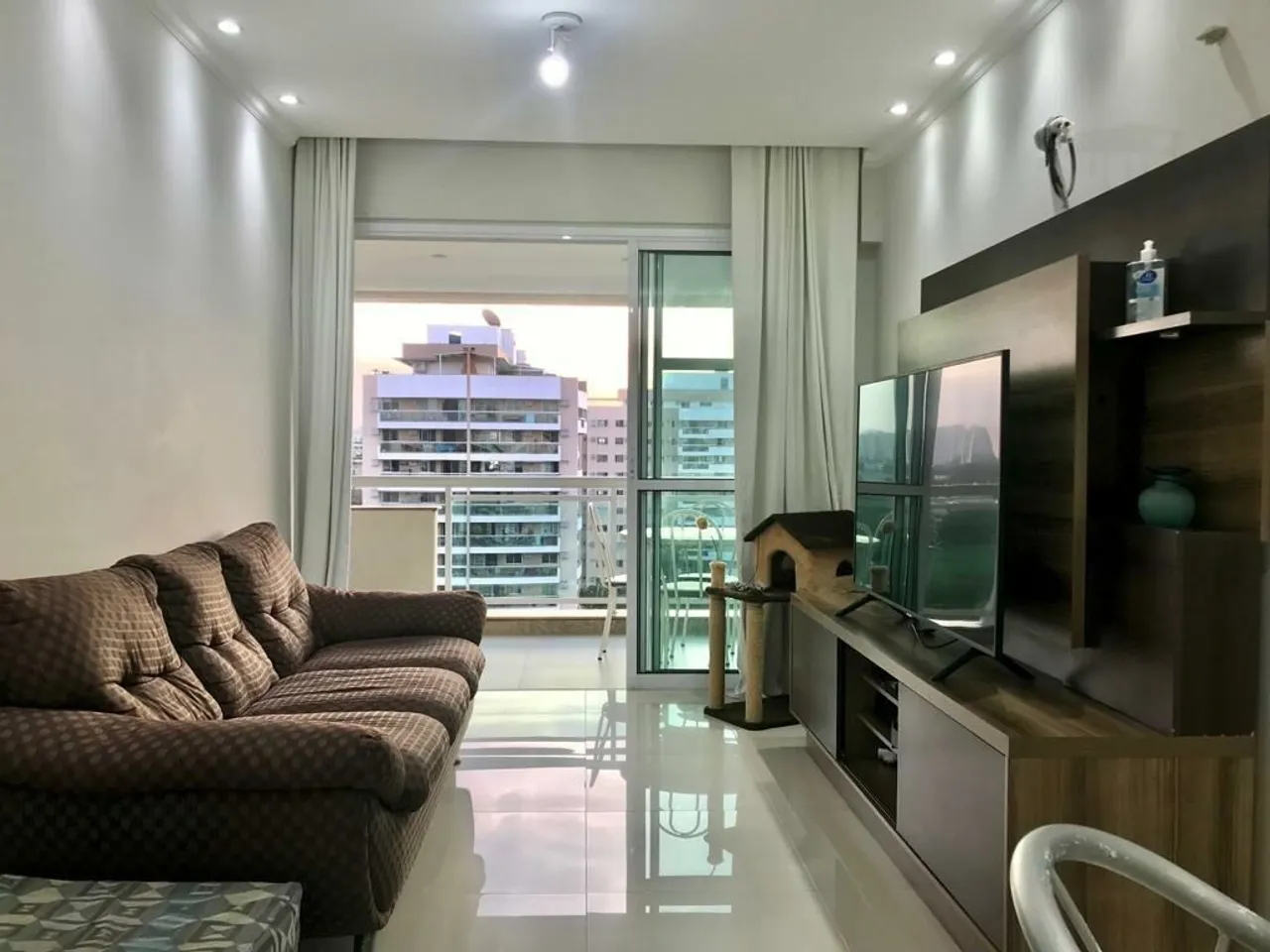 Ótimo apartamento no condomínio Vitality com 70 m², 2 quartos, andar alto, vista livre e 1