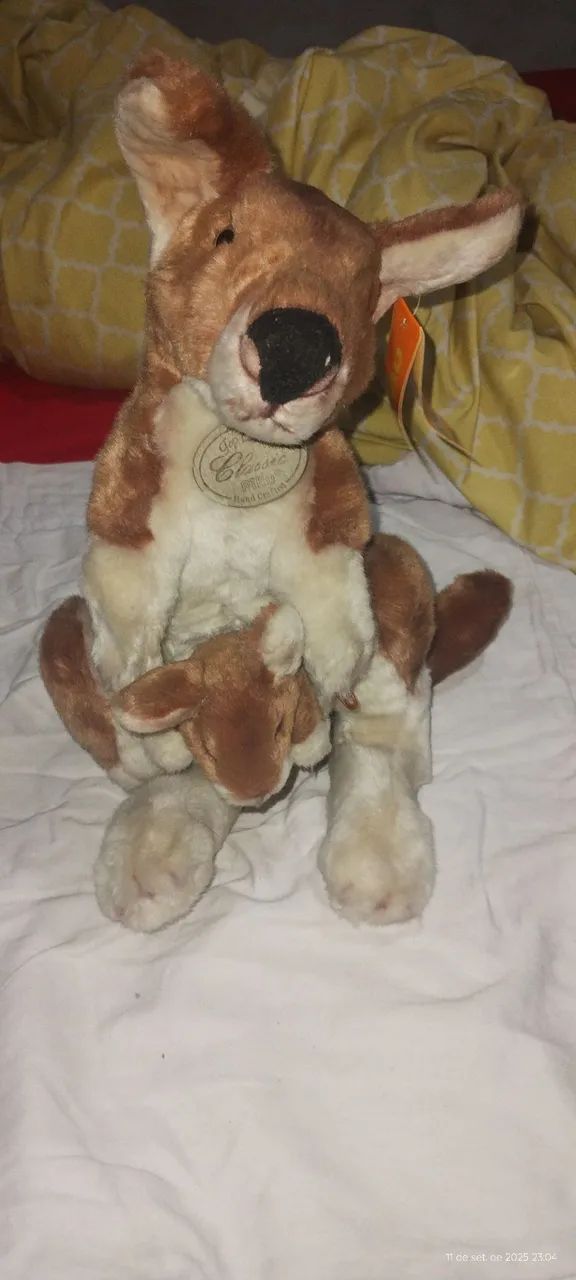 CANGURU DE PELÍCULA COM BOLSA E FILHOTE  - Foto 2