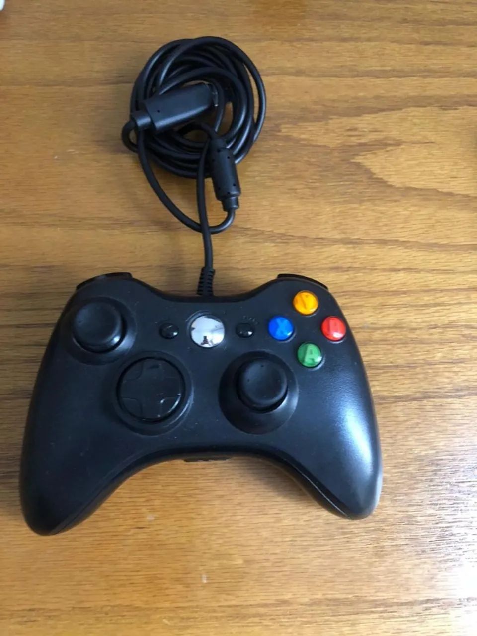 Xbox 360 com 4 manetes, Kinect e 14jogos em DVD e outros na mídia digital - Foto 3