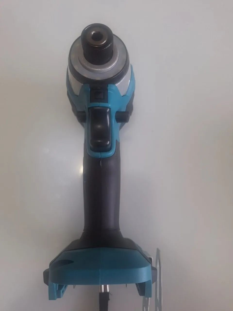 Chave de impacto makita 18V DTD 173 - Foto 3