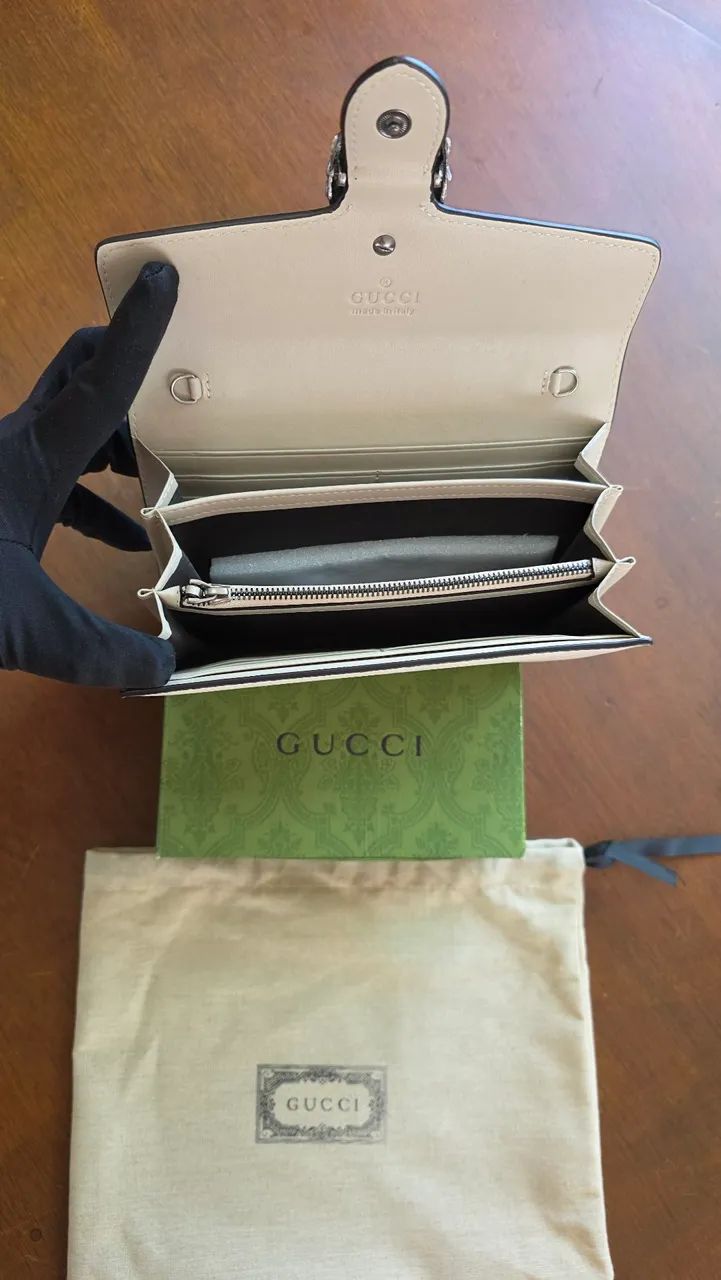 Bolsa Gucci Marmont Cravejada  - Foto 3