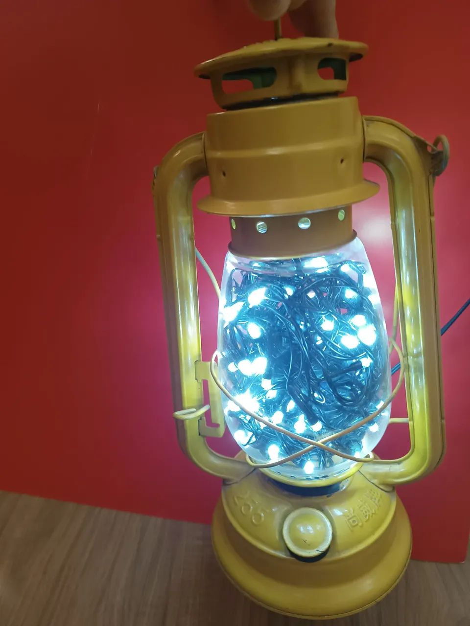 Lamparina antiga antiguidade amarela com fio de led - Foto 4