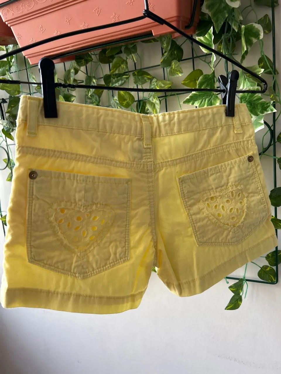 Short jeans, amarelo e rosa Renner tam 12 R$ 25,00 cada - Foto 4