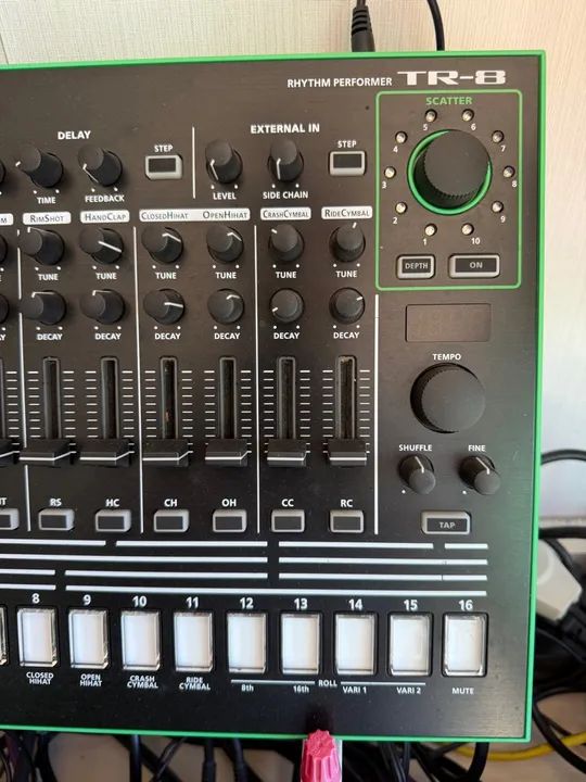 Bateria Roland TR-8 nova  - Foto 4