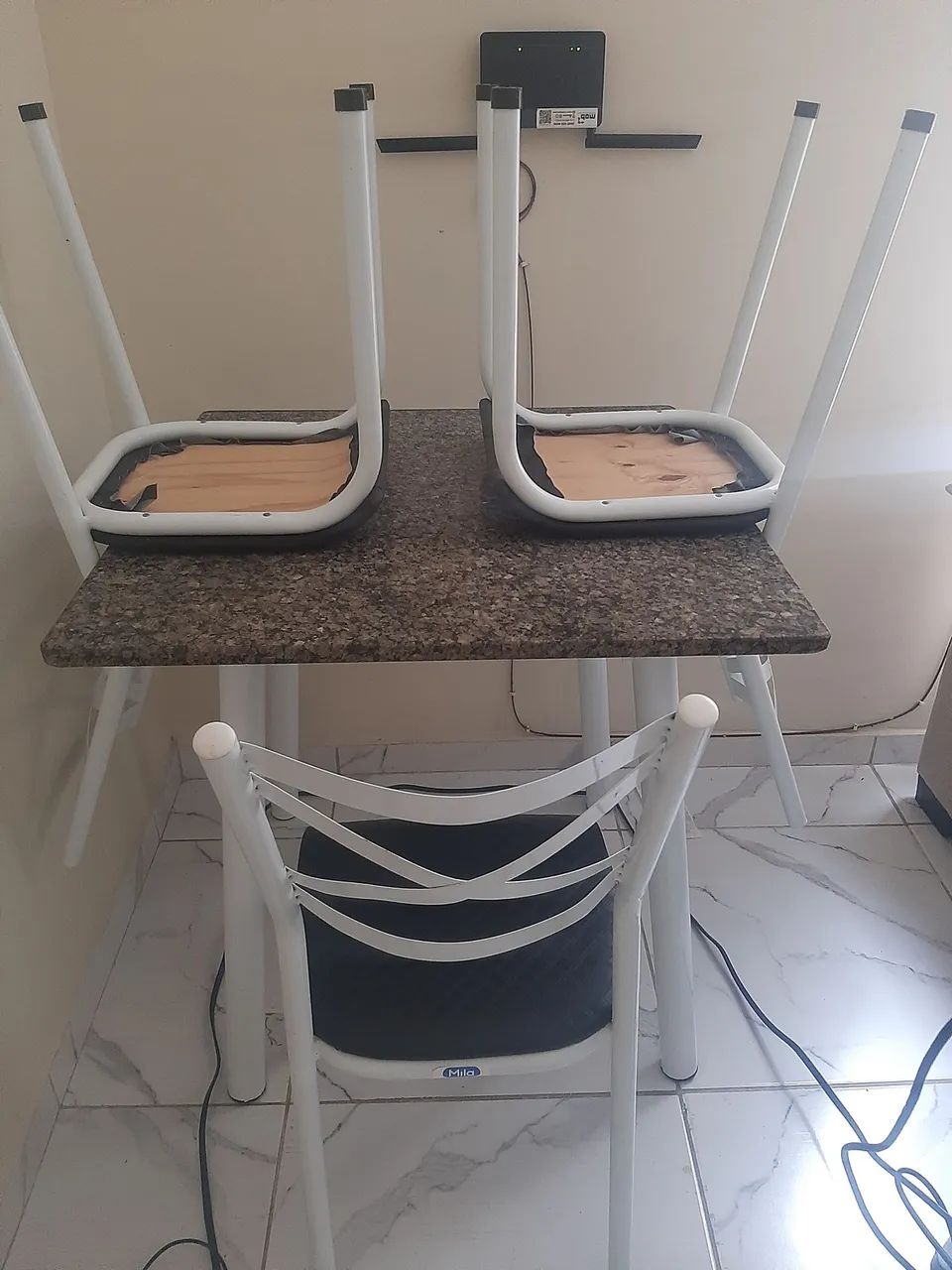 Marble table with 4 chairs64573992550147124