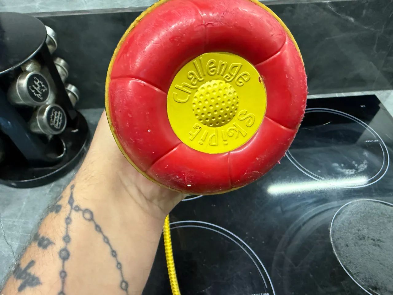 Brinquedo challenge skipit - Foto 3