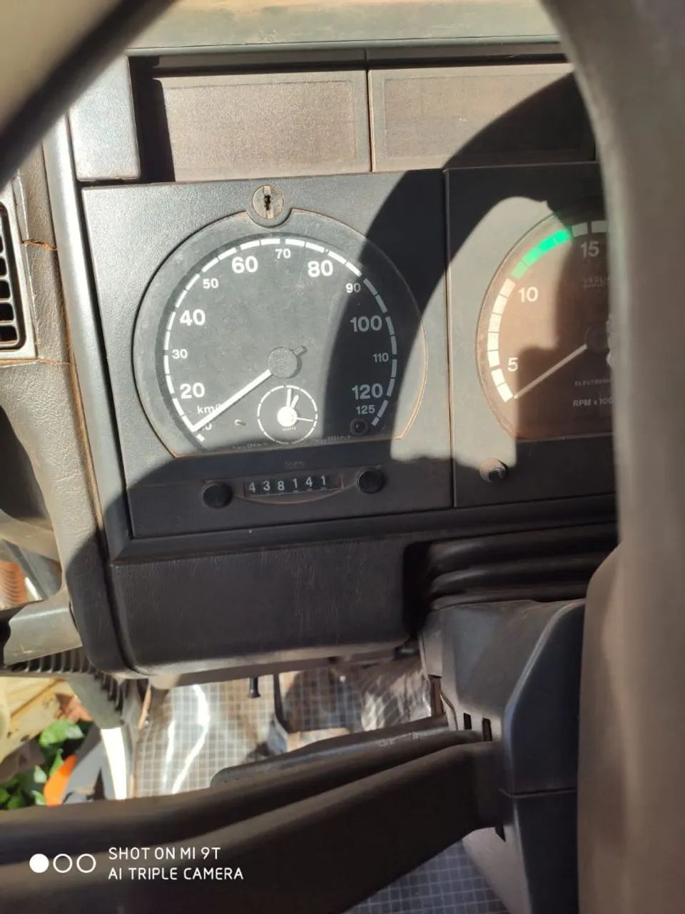 Caminhão Iveco 2011/2012 6x4 - Foto 4