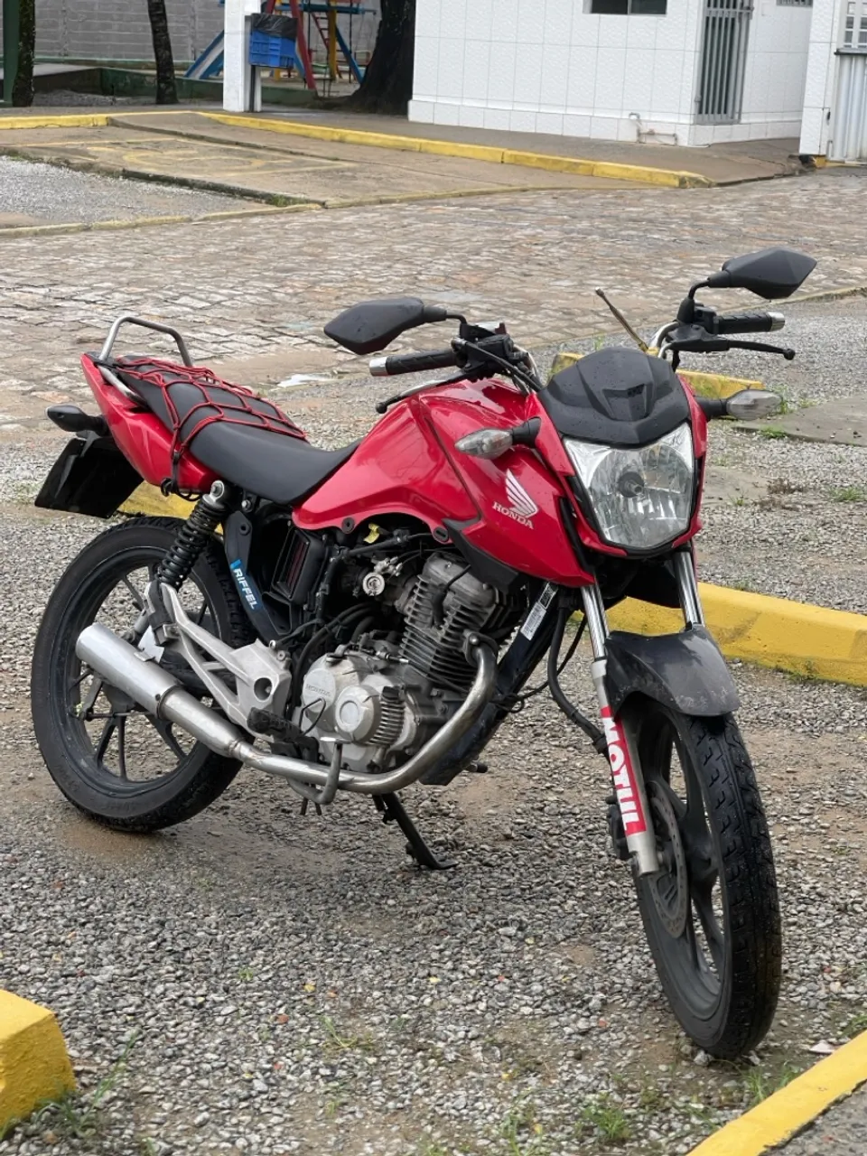 Vendo escape gemoto racing