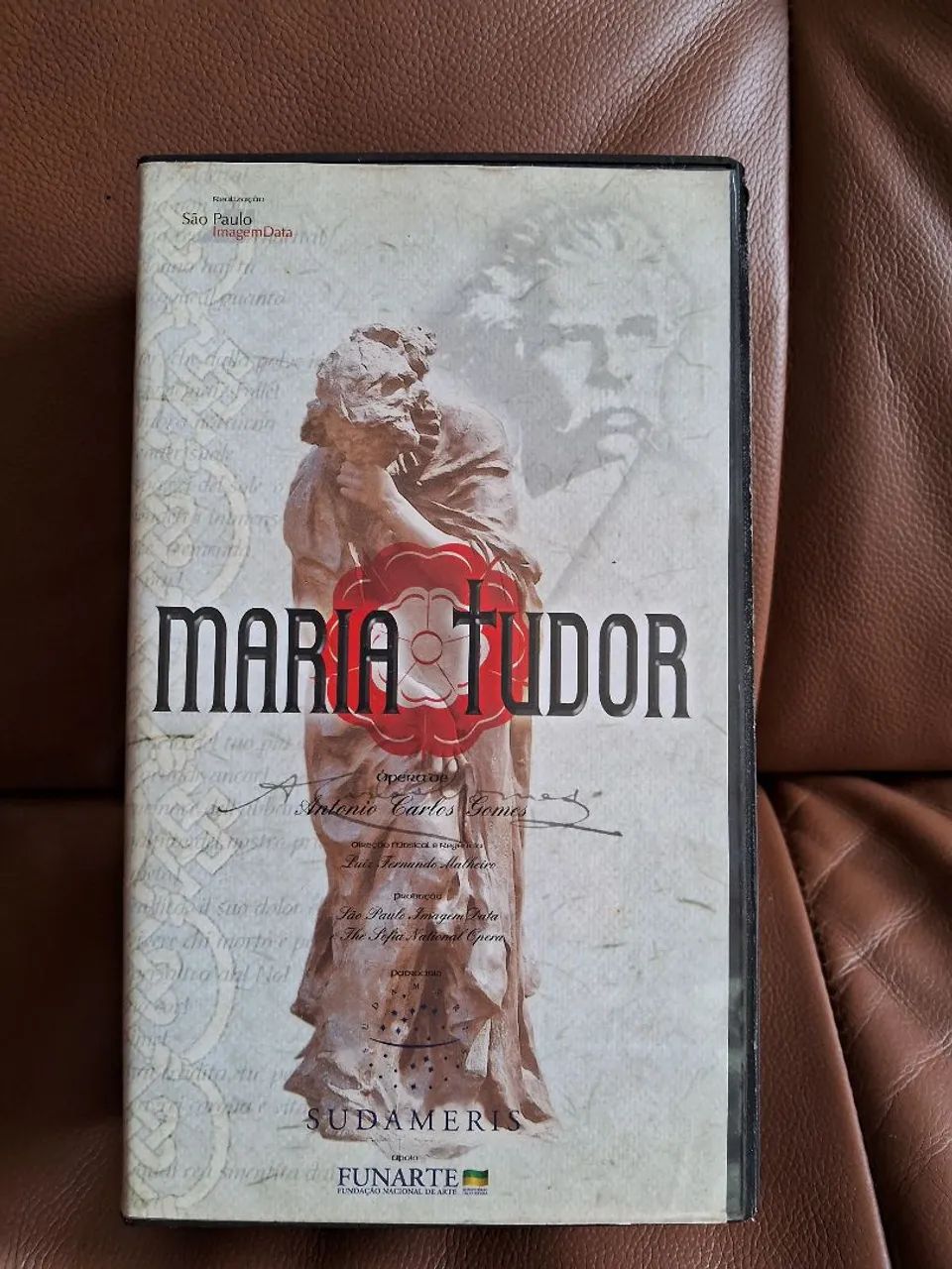 Filme Vhs da ópera Maria Tudor de Carlos Gomes