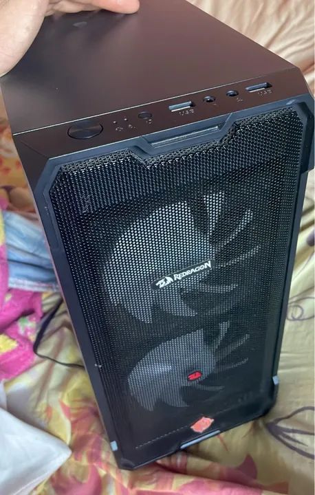 Gabinete gamer ultra com ventoinha 