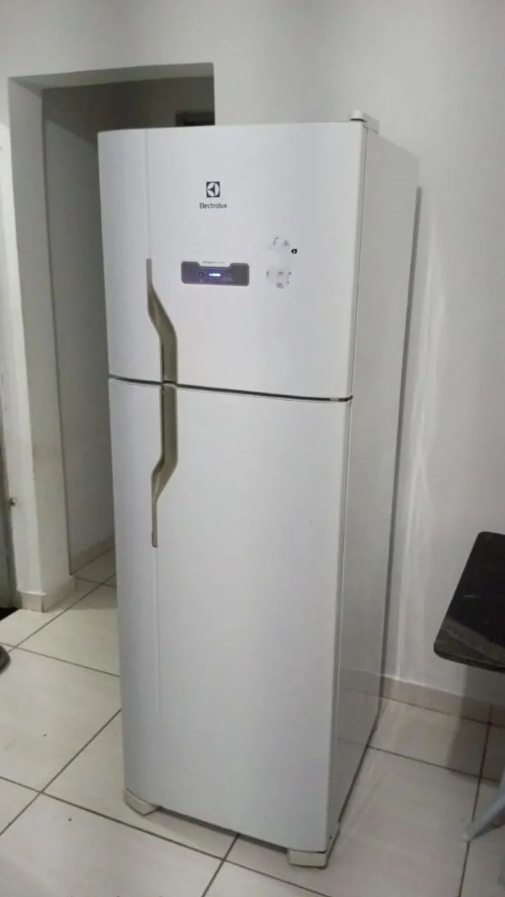Geladeira Electrolux Frost Free duplex 