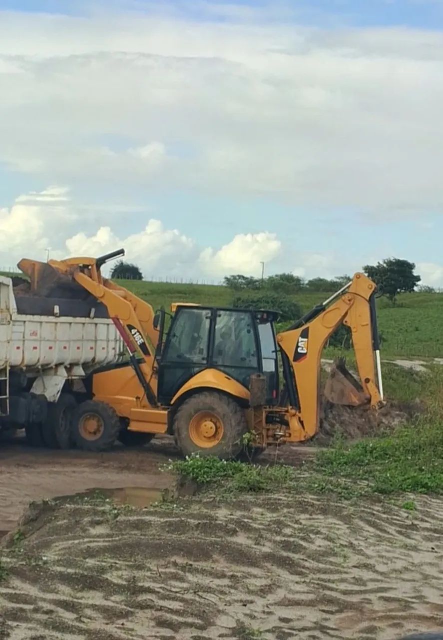 Retroescavadeira CAT 416E - Trator com Pá Carregadeira - Foto 3