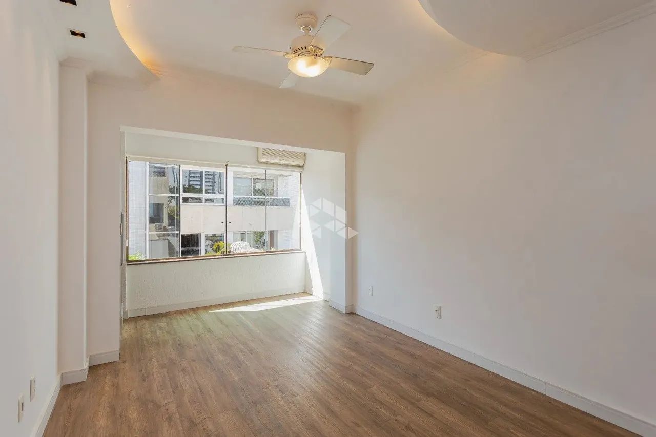 Apartamento de 2 dormitórios e 64m2 no bairro Rio Branco em Porto Alegre - Foto 8