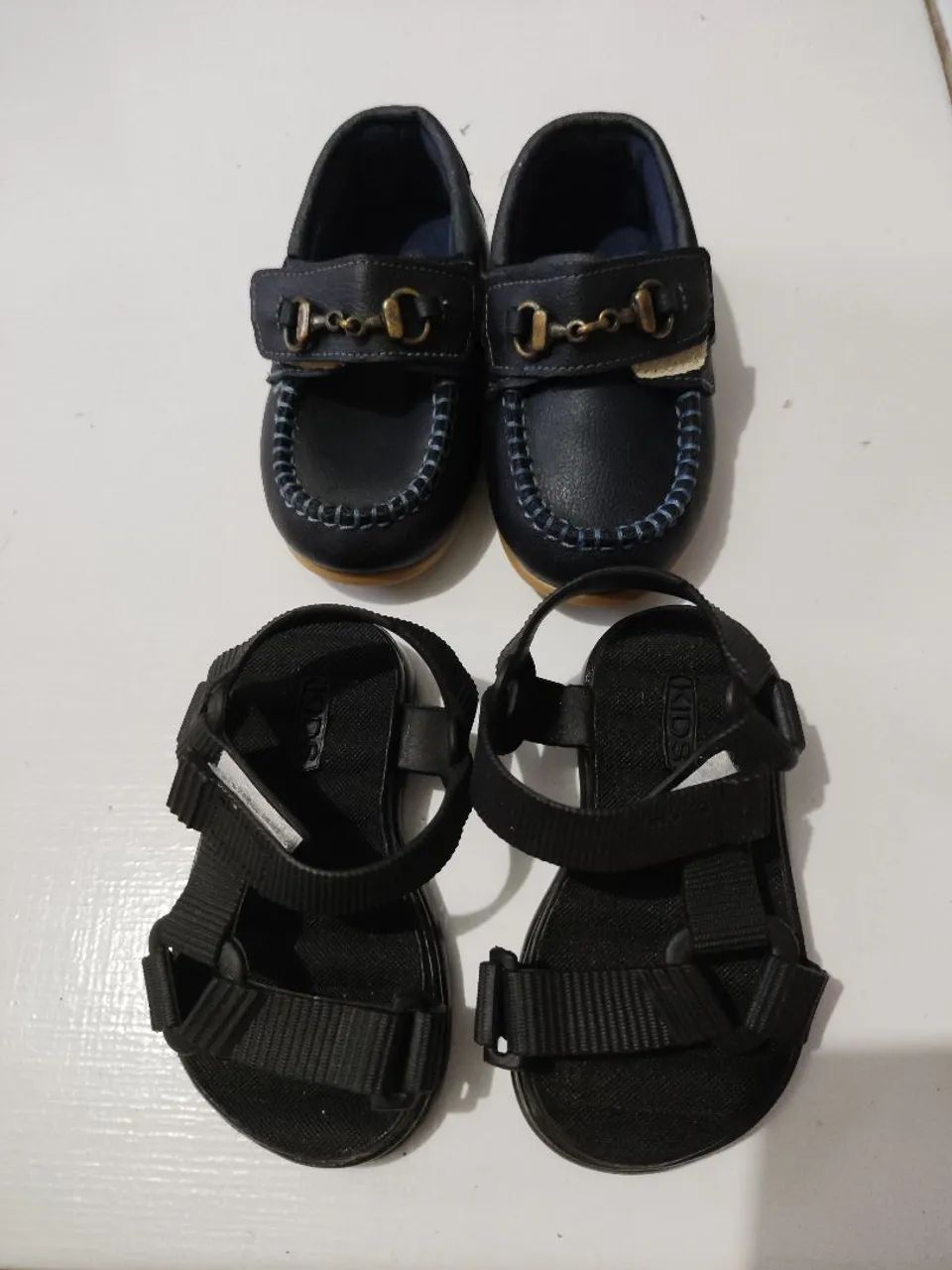 Sapatinhos e sandália bebê tamanho 19