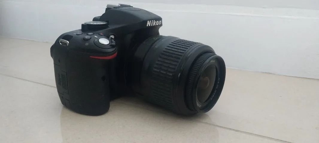 Câmera Nikon D5200