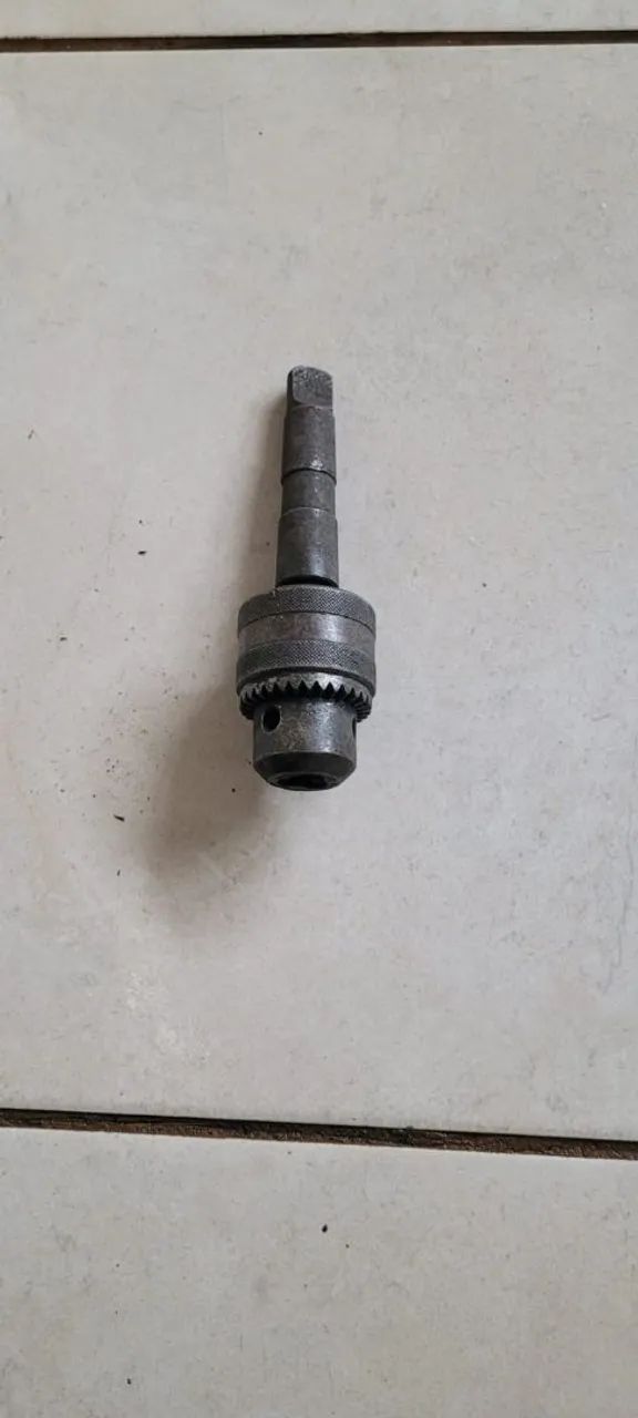 Vendo ou troco Mandril para Furadeira - Alta Resistência