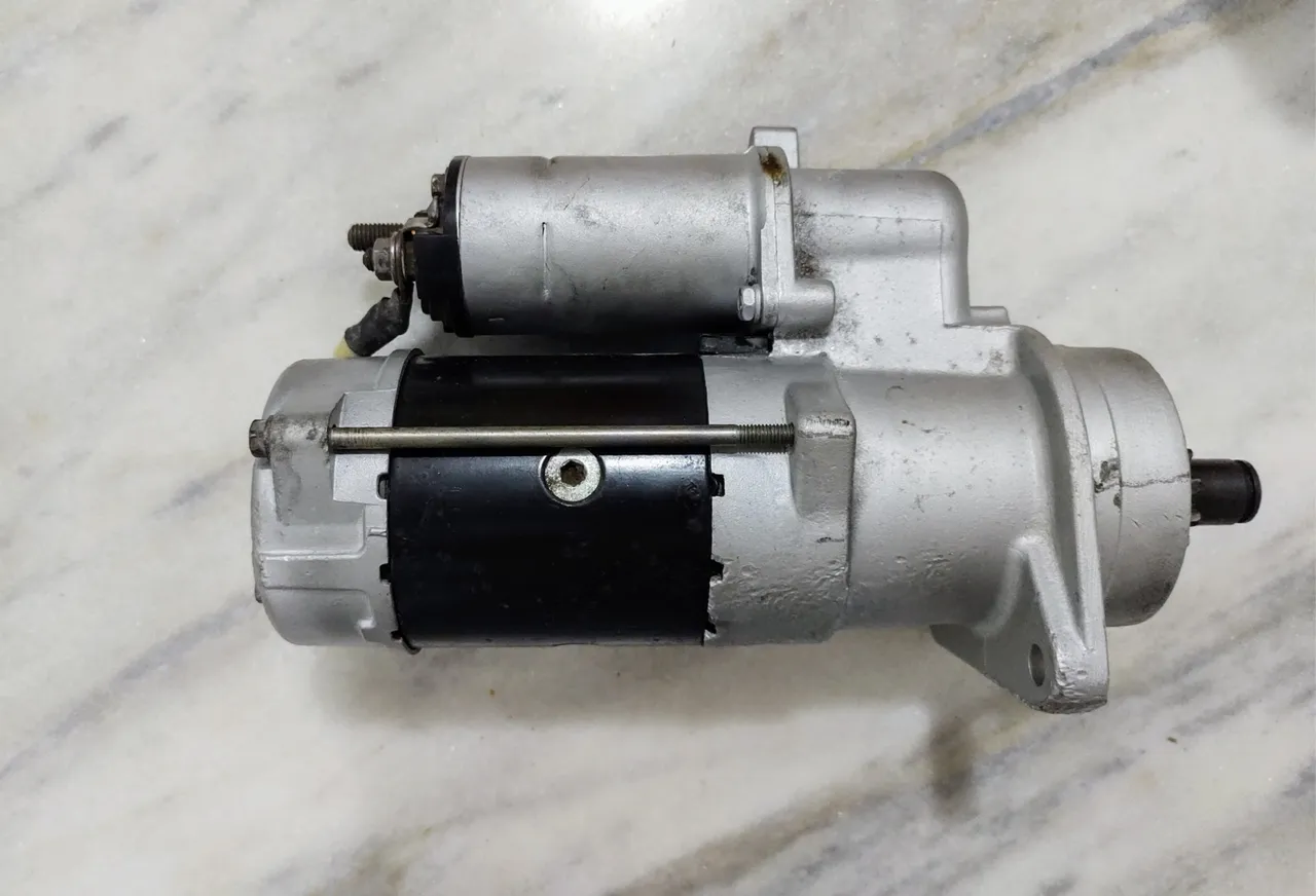 Motor de Arranque - Peça para Caminhão