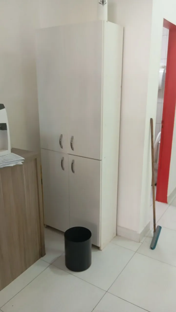 Armário Branco para Escritório
