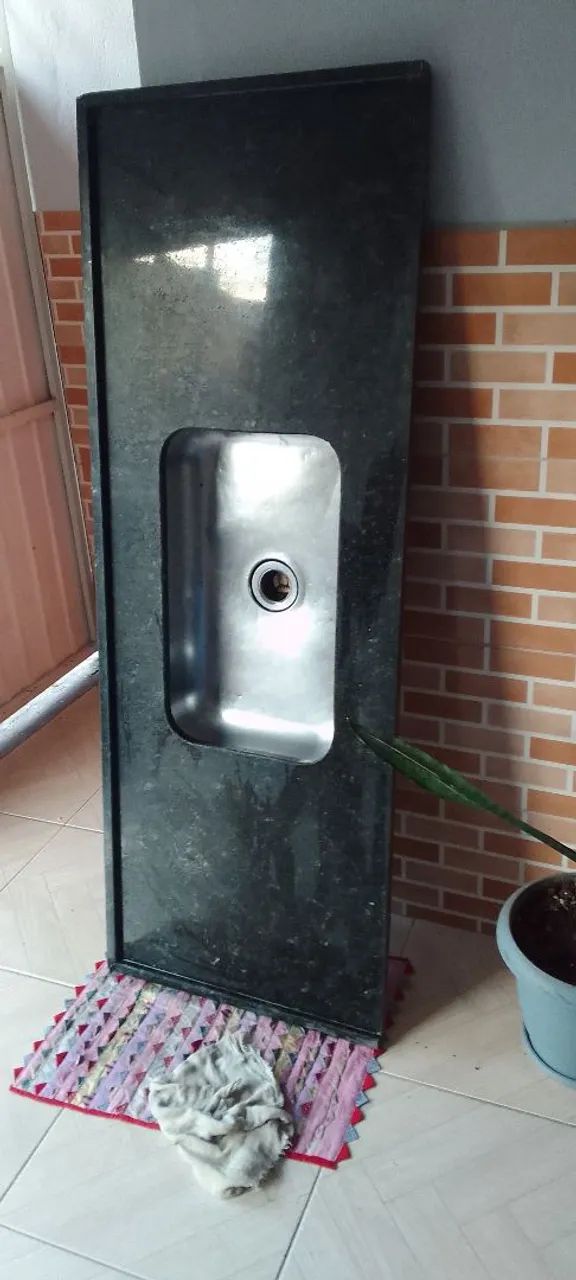 Pia64850324779906121