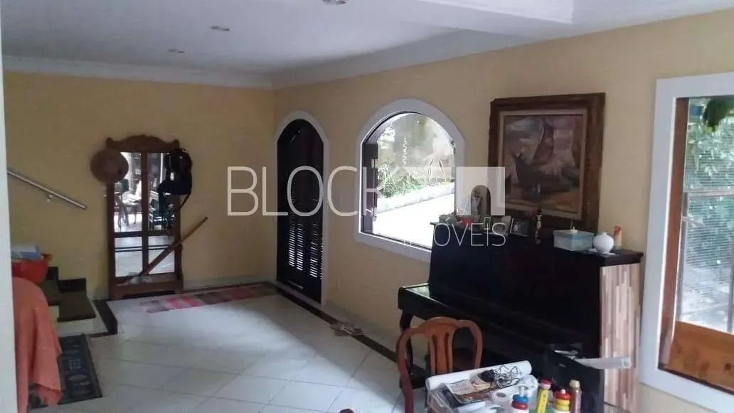 Itanhangá | Casa de Condomínio 4 quartos, sendo 2 suites